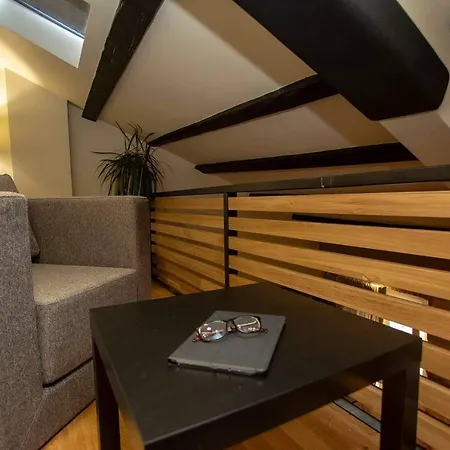 ˇdcˇ Modern Near The Church Apartment *